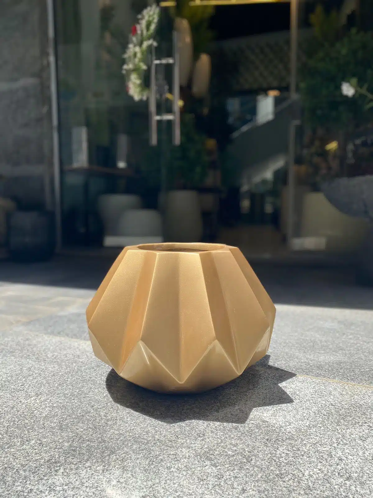 Stare Pot - Image 1